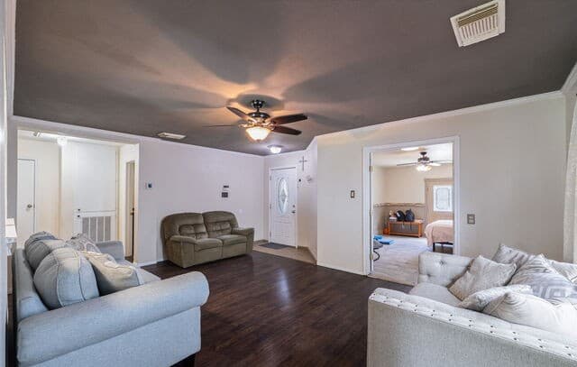 9743  Green Plain Dr, San Antonio, TX 78245 — photo 4