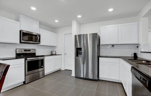 667  Anthem Ln, New Braunfels, TX 78132 — photo 10