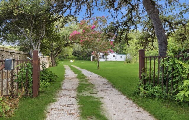 13285  Antonio Dr, Helotes, TX 78023 — photo 7