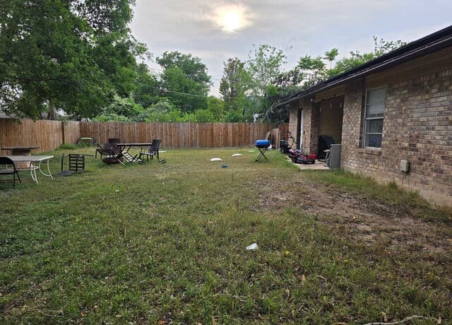 4426  Jamestown, San Antonio, TX 78220 — photo 10