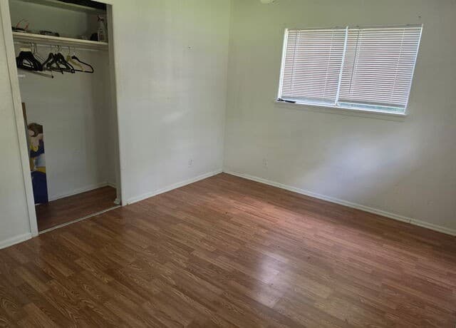 4426  Jamestown, San Antonio, TX 78220 — photo 17