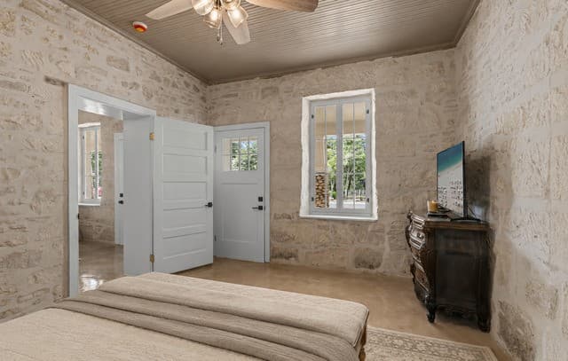 824  High St, Comfort, TX 78013 — photo 16