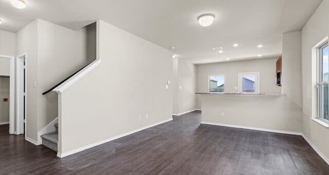 5915  Poolside Park, Converse, TX 78109 — photo 2