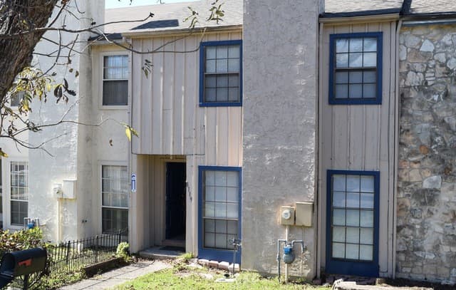 8119 Scottshill