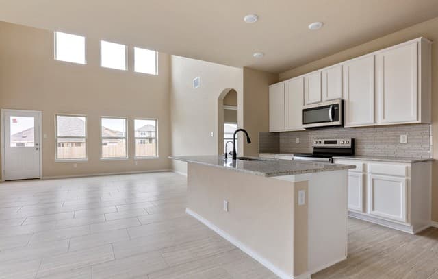 3640  Wet Cloud Dr, New Braunfels, TX 78130 — photo 2