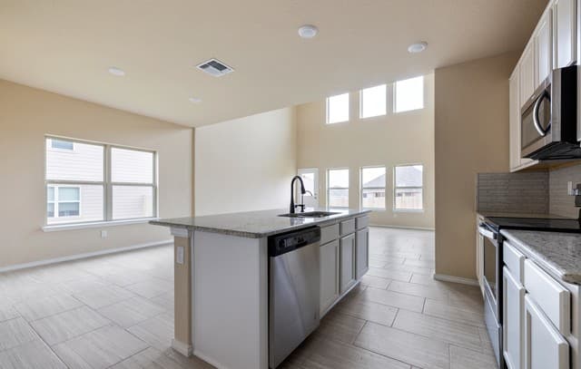 3640  Wet Cloud Dr, New Braunfels, TX 78130 — photo 5
