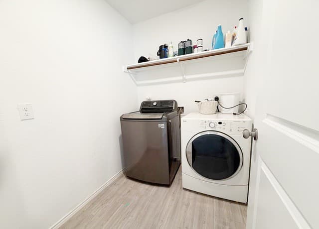 8935  Astral Pl, San Antonio, TX 78252 — photo 21