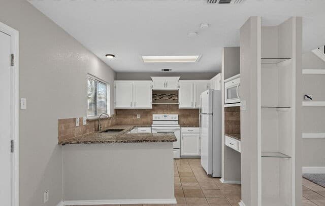 7106  Warrior Trl, San Antonio, TX 78244 — photo 14