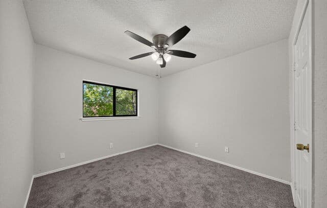 7106  Warrior Trl, San Antonio, TX 78244 — photo 24