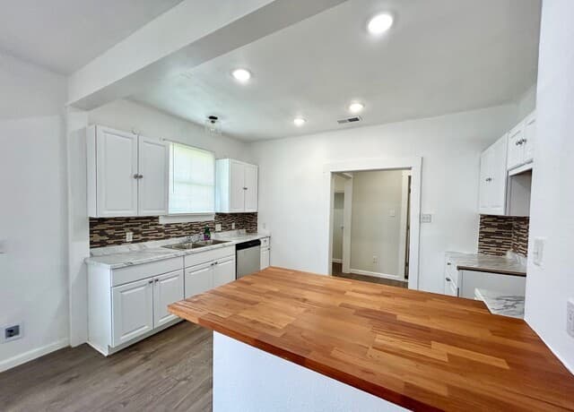 2623 W Houston St, San Antonio, TX 78207 — photo 2