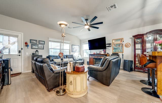 11934  Chipper Landing, San Antonio, TX 78221 — photo 7