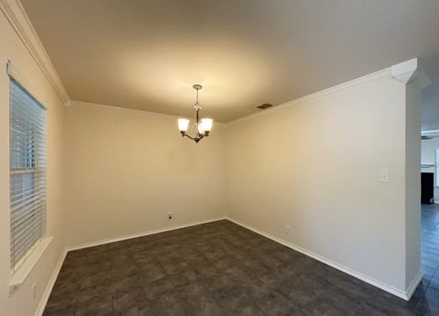 2611  Thunder Gulch, San Antonio, TX 78245 — photo 10