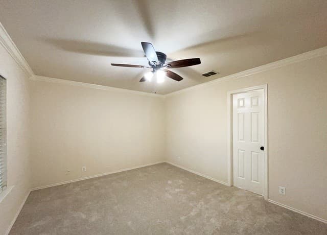 2611  Thunder Gulch, San Antonio, TX 78245 — photo 19