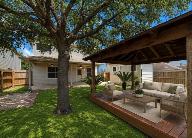 2611  Thunder Gulch, San Antonio, TX 78245 — photo 8