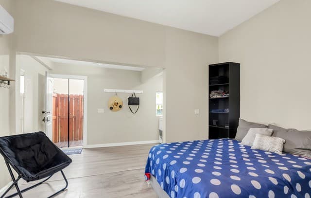 713  Lockhart, San Antonio, TX 78202 — photo 8
