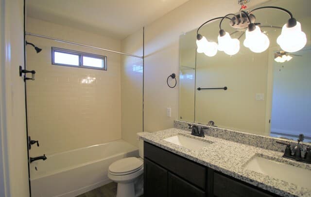 319  Untermaier St, New Braunfels, TX 78130 — photo 9