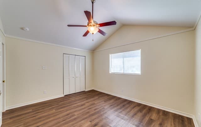 651 N San Augustine Ave, San Antonio, TX 78228 — photo 14