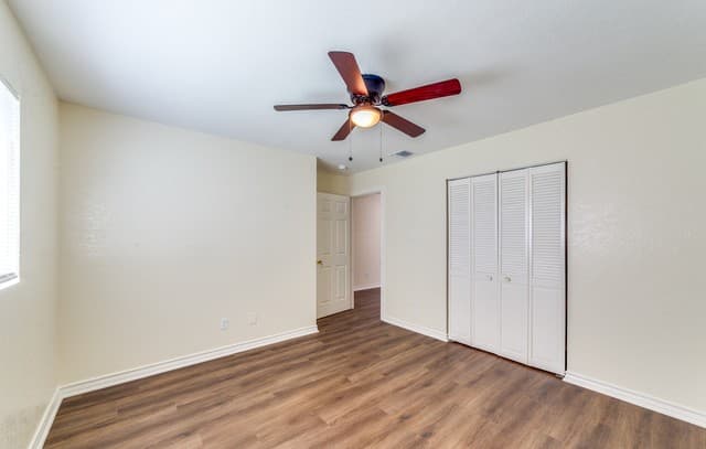 651 N San Augustine Ave, San Antonio, TX 78228 — photo 20