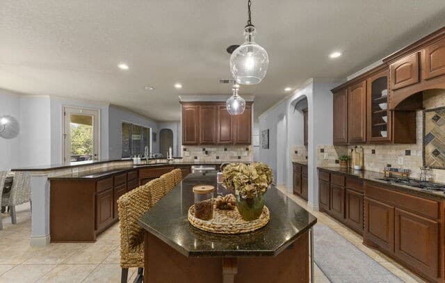 139  Evans Oak Ln, San Antonio, TX 78260 — photo 16