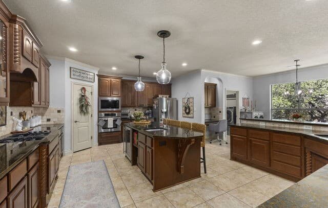 139  Evans Oak Ln, San Antonio, TX 78260 — photo 17