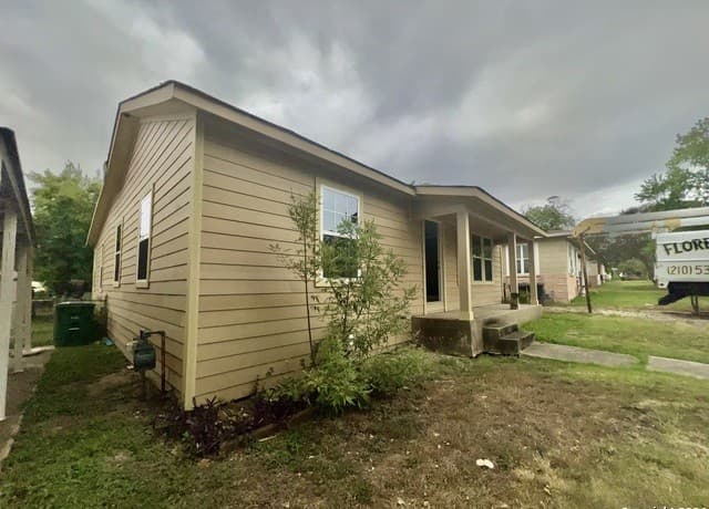 222  Golden Crown Dr, San Antonio, TX 78223 — photo 19
