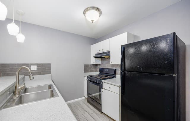 4402  Bright Sun St, San Antonio, TX 78217 — photo 12