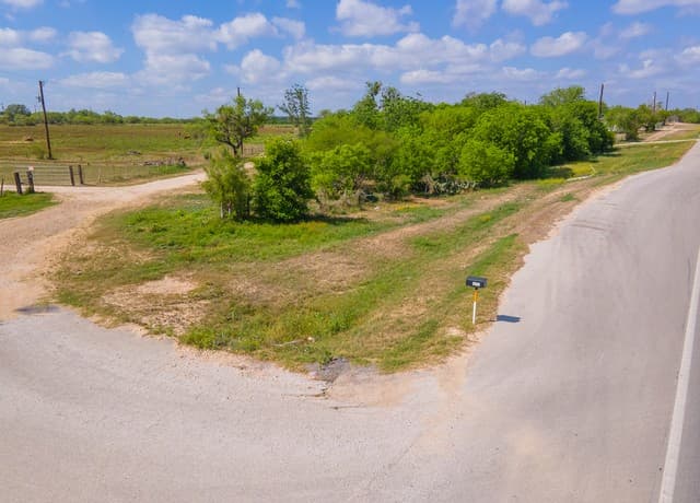 4984 S Loop 1604 E, Elmendorf, TX 78112 — photo 14