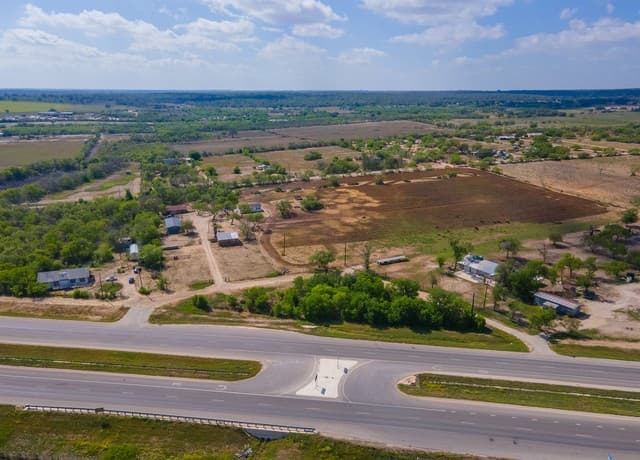 4984 S Loop 1604 E, Elmendorf, TX 78112 — photo 8