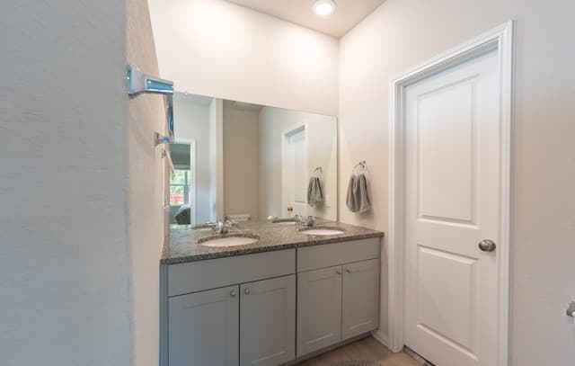 3715  Newton Bay, San Antonio, TX 78223 — photo 14