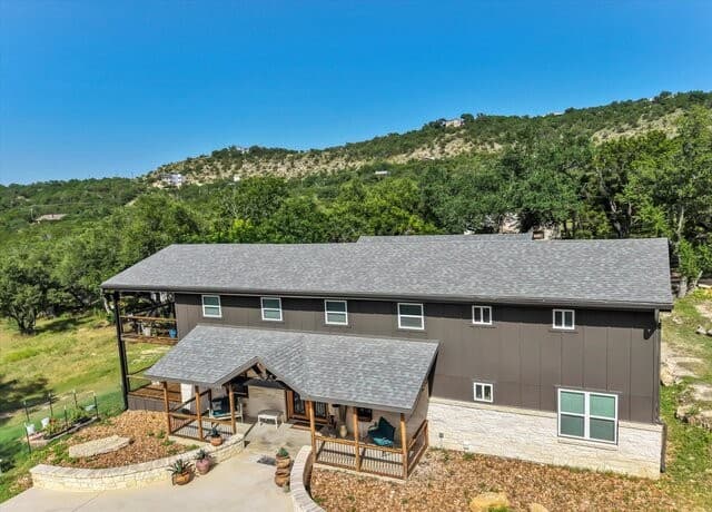 349  White Oak Dr, Canyon Lake, TX 78133 — photo 2