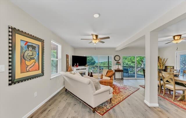 349  White Oak Dr, Canyon Lake, TX 78133 — photo 8