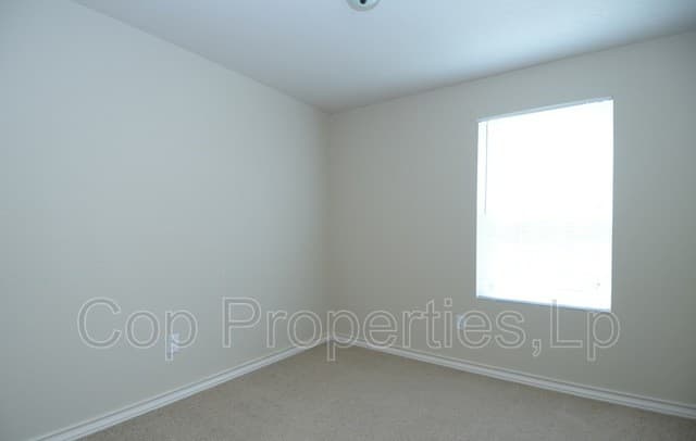6622  Arancione Ave Unit 101, San Antonio, TX 78233 — photo 11