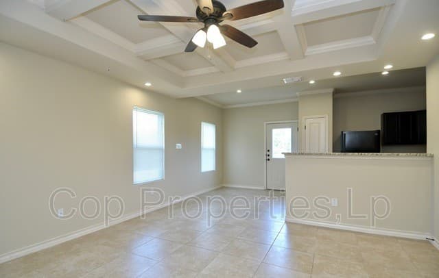 6622  Arancione Ave Unit 101, San Antonio, TX 78233 — photo 4