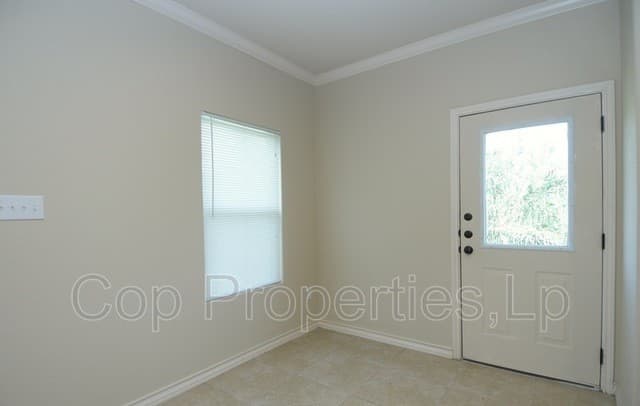 6622  Arancione Ave Unit 101, San Antonio, TX 78233 — photo 8