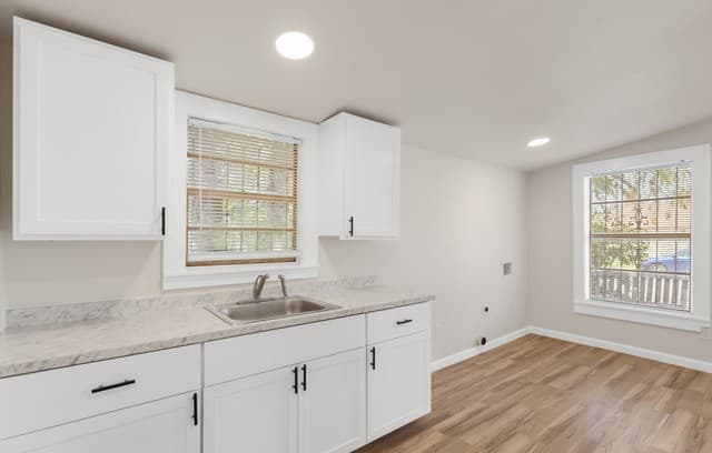 1710 N Navidad St, San Antonio, TX 78201 — photo 8