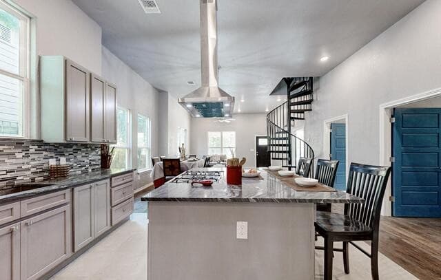 305  Spruce St, San Antonio, TX 78203 — photo 13