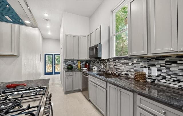 305  Spruce St, San Antonio, TX 78203 — photo 15