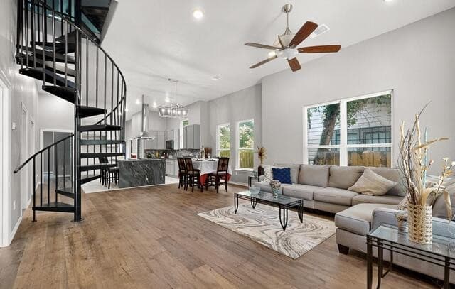 305  Spruce St, San Antonio, TX 78203 — photo 6