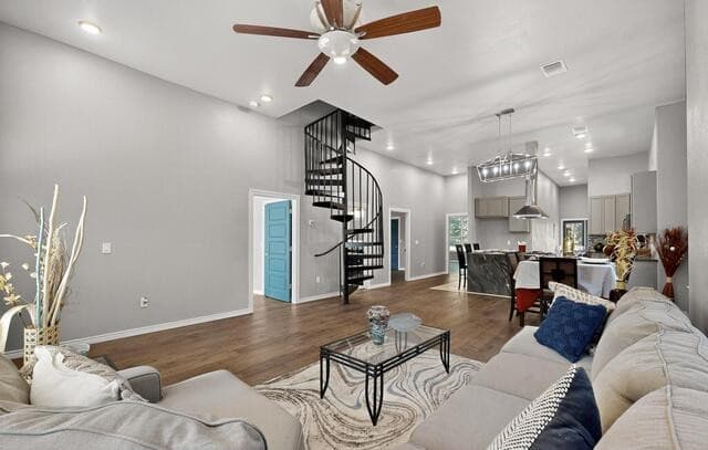 305  Spruce St, San Antonio, TX 78203 — photo 9