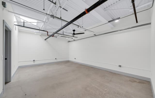 215  Coca Cola Pl Unit 202, San Antonio, TX 78219 — photo 5