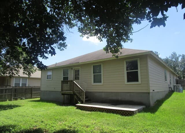 2848  Seascape Ln, New Braunfels, TX 78130 — photo 16