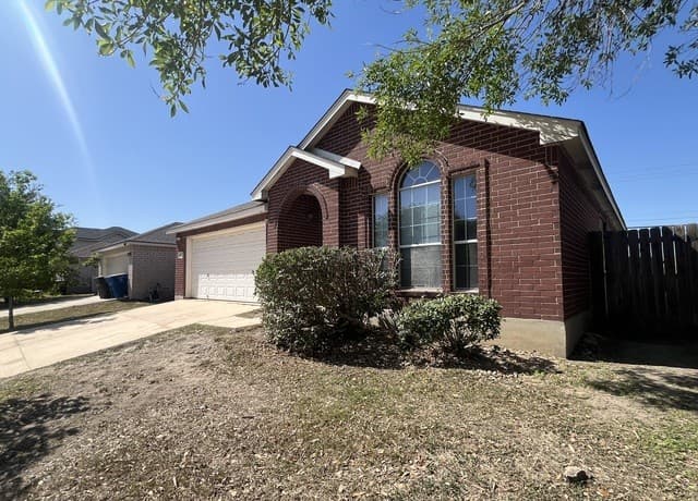 1231  Jordan Xing, San Antonio, TX 78221 — photo 2