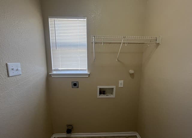 1231  Jordan Xing, San Antonio, TX 78221 — photo 22