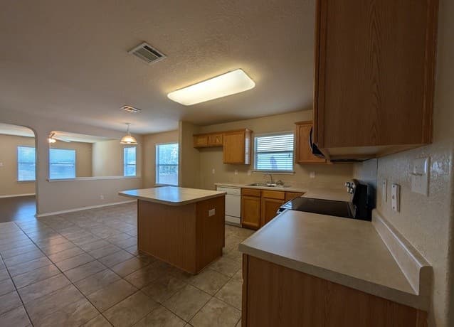 249  Val Verde Dr, New Braunfels, TX 78130 — photo 14