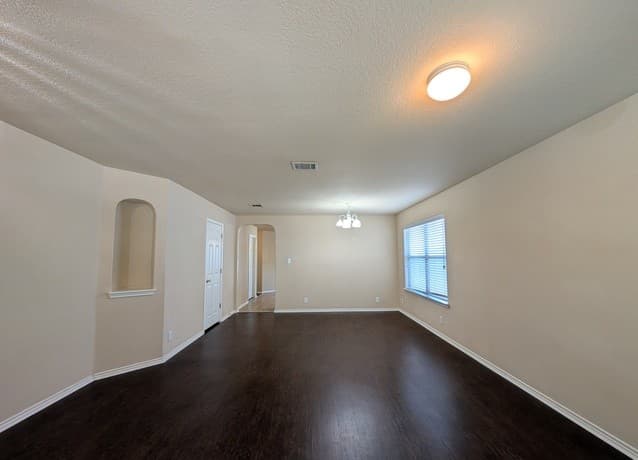 249  Val Verde Dr, New Braunfels, TX 78130 — photo 4