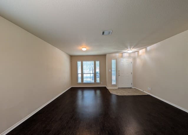 249  Val Verde Dr, New Braunfels, TX 78130 — photo 5