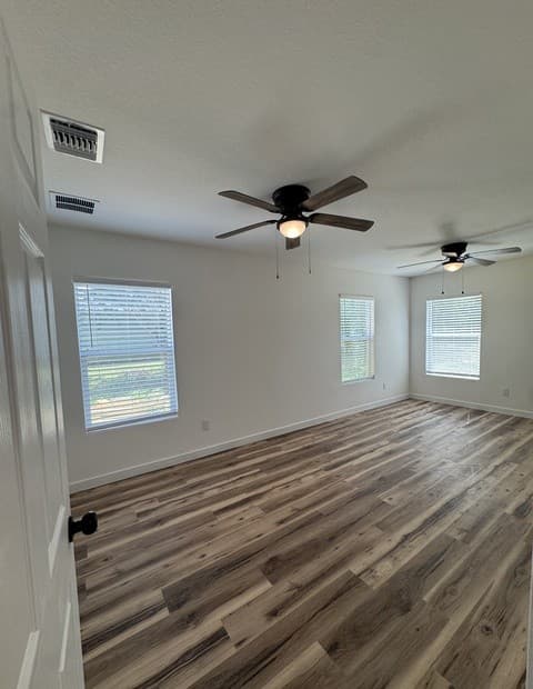 925  Coleman St, Poteet, TX 78065 — photo 13