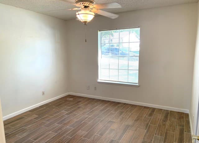 12242  Brownstone St, Live Oak, TX 78233 — photo 16