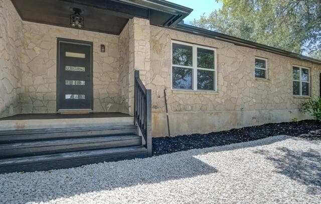 310  Remington Dr, Bergheim, TX 78004 — photo 2