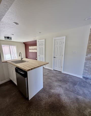 935 Eventide Unit UNIT 2